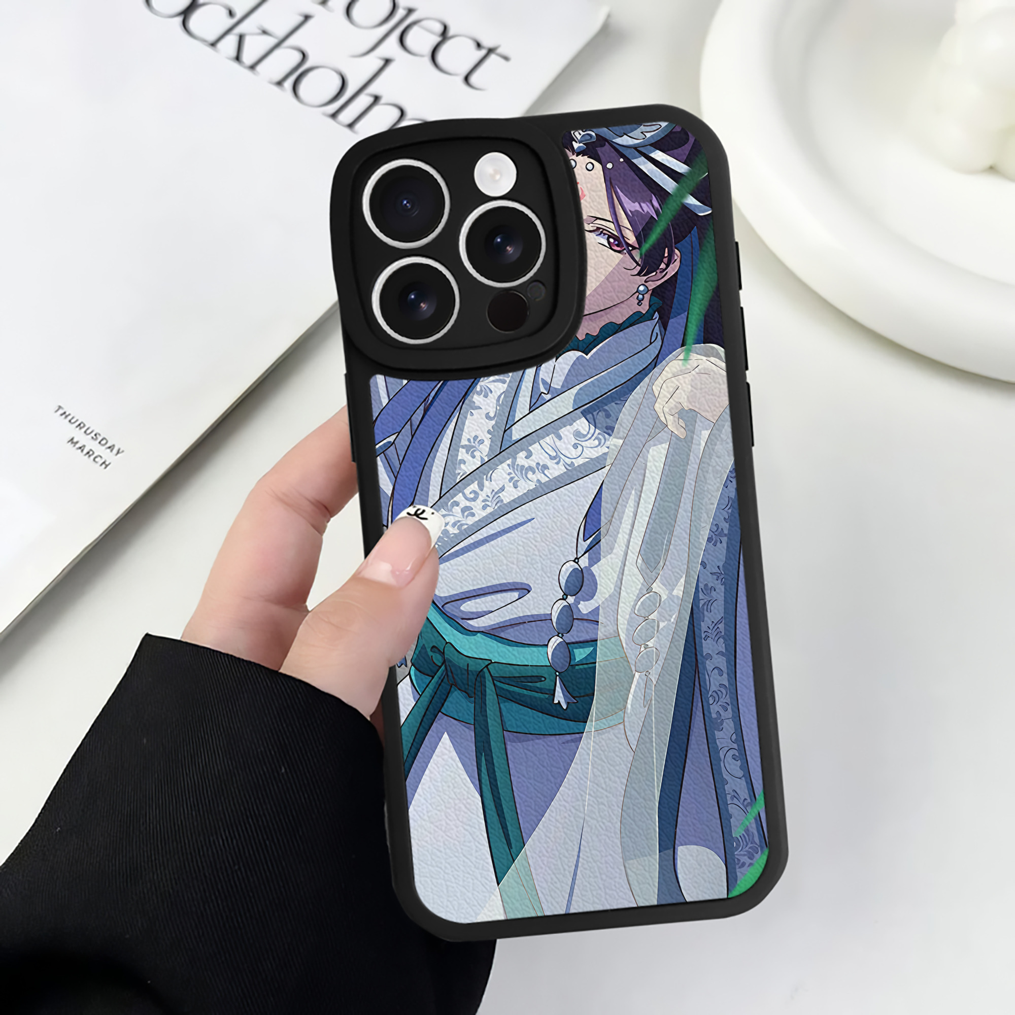 薬屋のひとりごと The Apothecary Diaries 【iPhone 16シリーズ対応】シリコンスマホケース（レザー調） 材質：シリコン